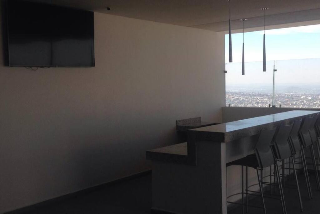 Nuevo Y Lujoso Departmento Residencial Queretaro. Apartment Luaran gambar