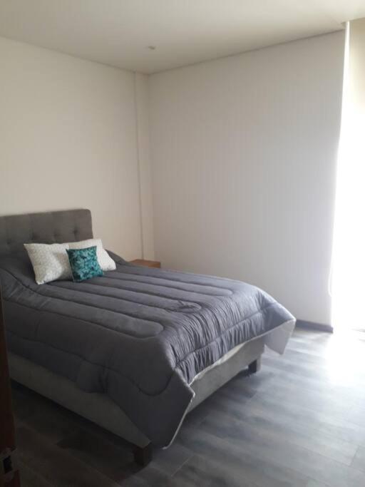 Nuevo Y Lujoso Departmento Residencial Queretaro. Apartment Luaran gambar